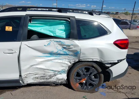 2023 Subaru Ascent Onyx Edition Limited 7-Passenger z USA, uszkodzony, nr VIN 4S4WMAKD3P3408923